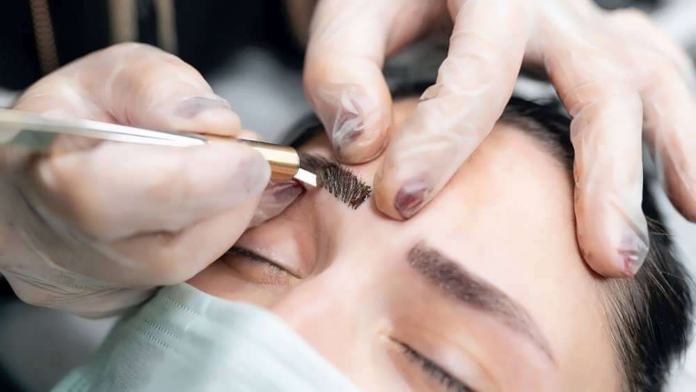 Microblading different from tattoo techniques