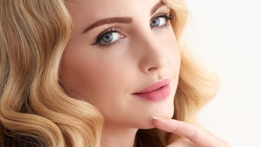 beautiful skin of a lady after fractora